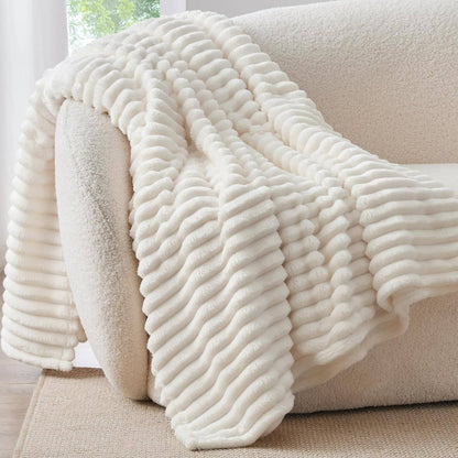 Textured Ribbed Fleece Throw Blanket – 300GSM Striped Plush