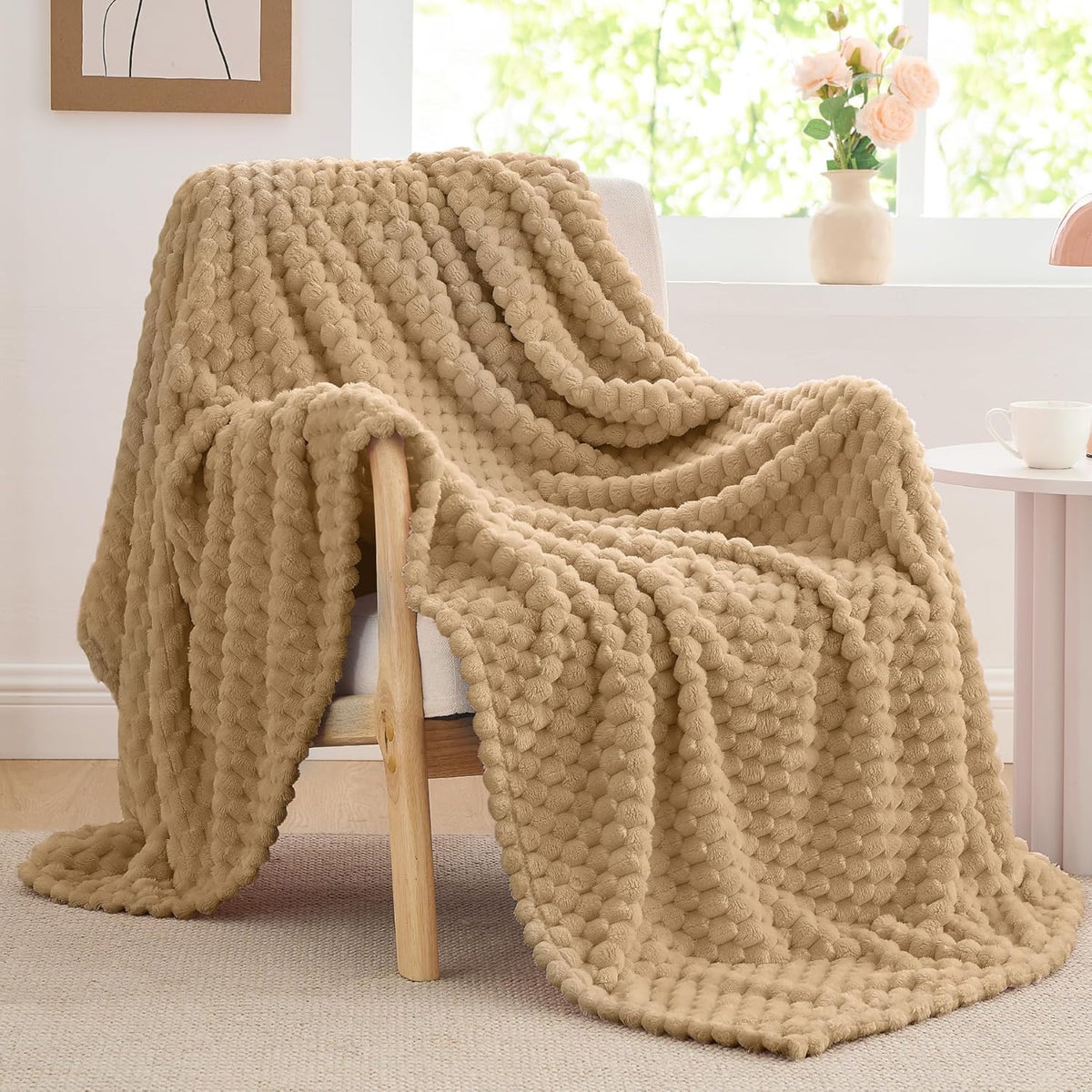 Textured Ribbed Jacquard Fleece Throw Blanket – 3D Plush All-Season
