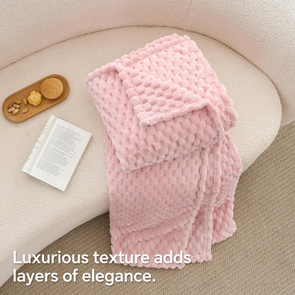 Textured Ribbed Jacquard Fleece Throw Blanket – 3D Plush All-Season