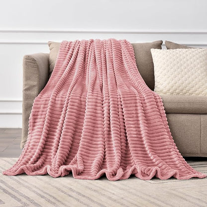 Textured Ribbed Jacquard Fleece Throw Blanket – 3D Plush