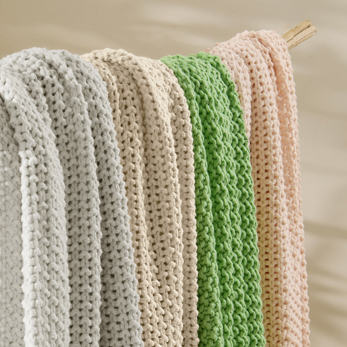 Boho Chunky Cable Knit Throw Blanket – Cozy Woven Texture
