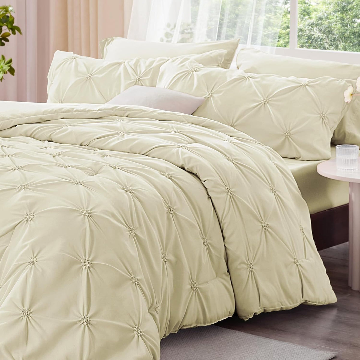 Boho Pintuck Comforter Set – Lightweight All-Season Bedding