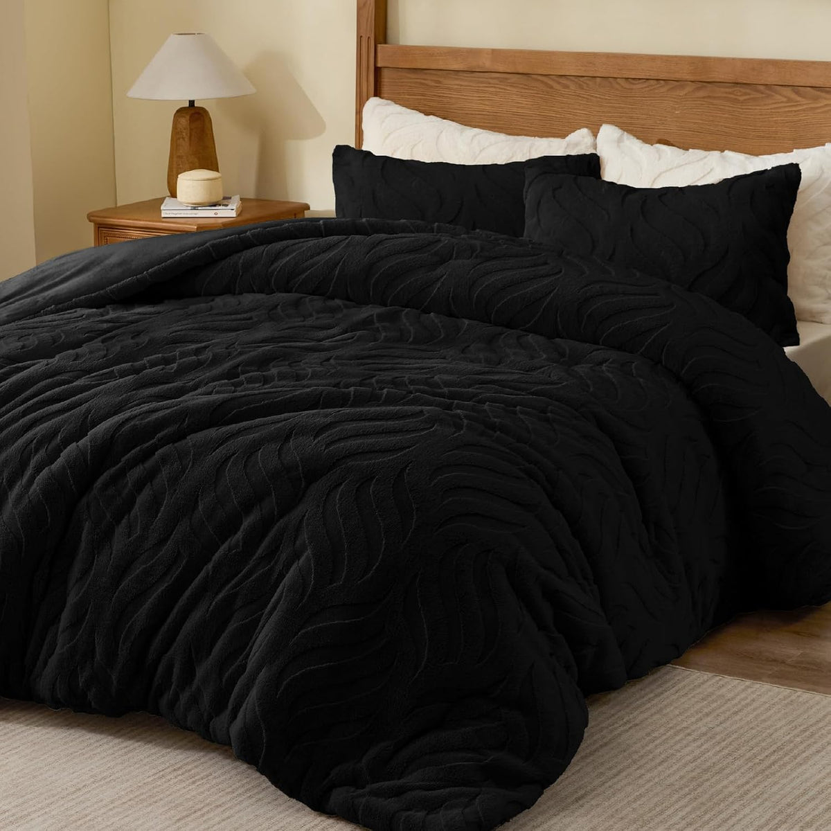 Luxe Flannel Faux Fur Comforter Set – Plush Winter Bedding