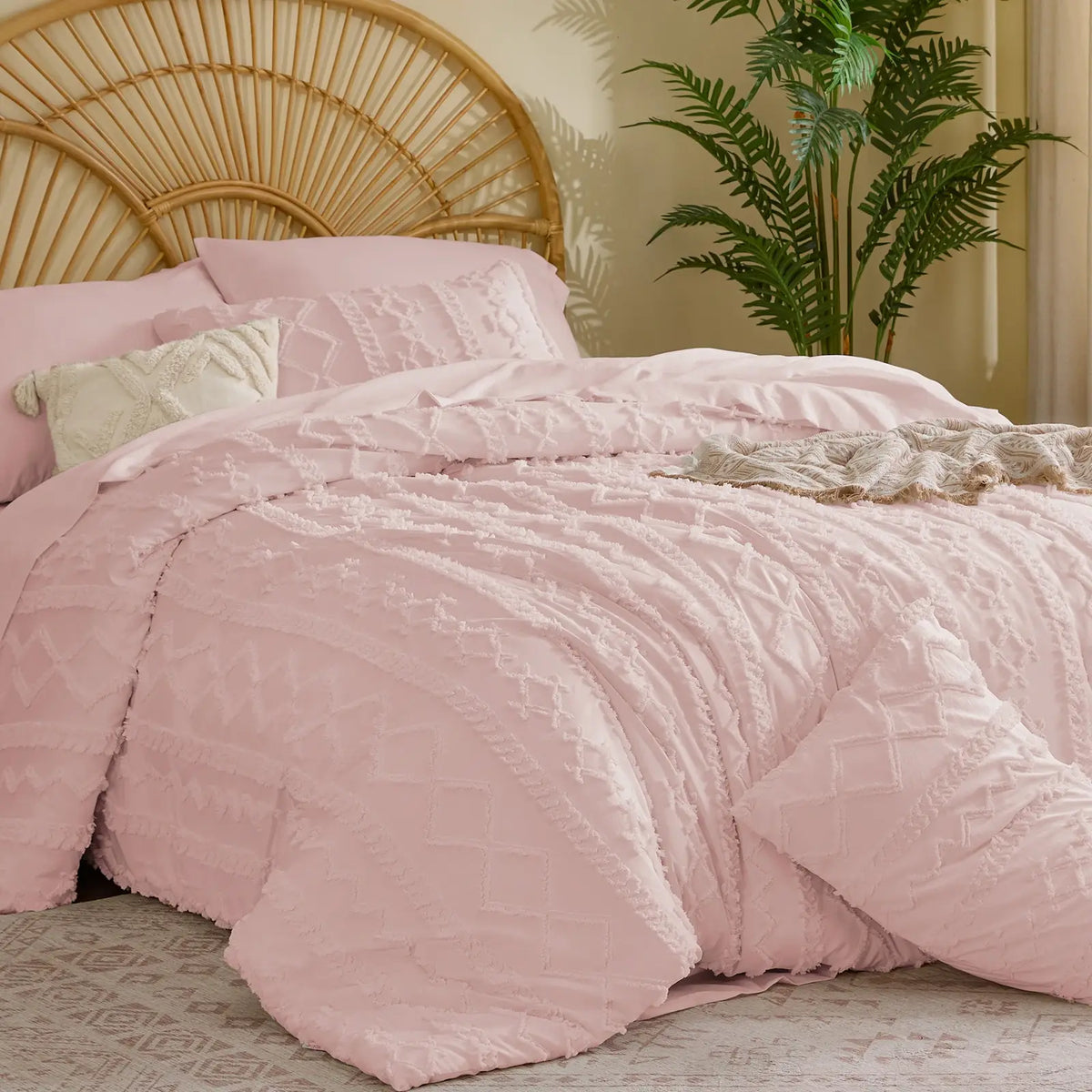 Boho Tufted Comforter Set – 7-Piece Farmhouse Embroidery Bedding