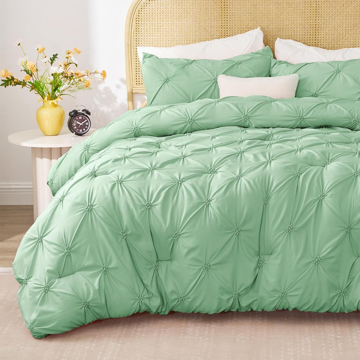 Boho Pintuck Comforter Set – Lightweight All-Season Bedding
