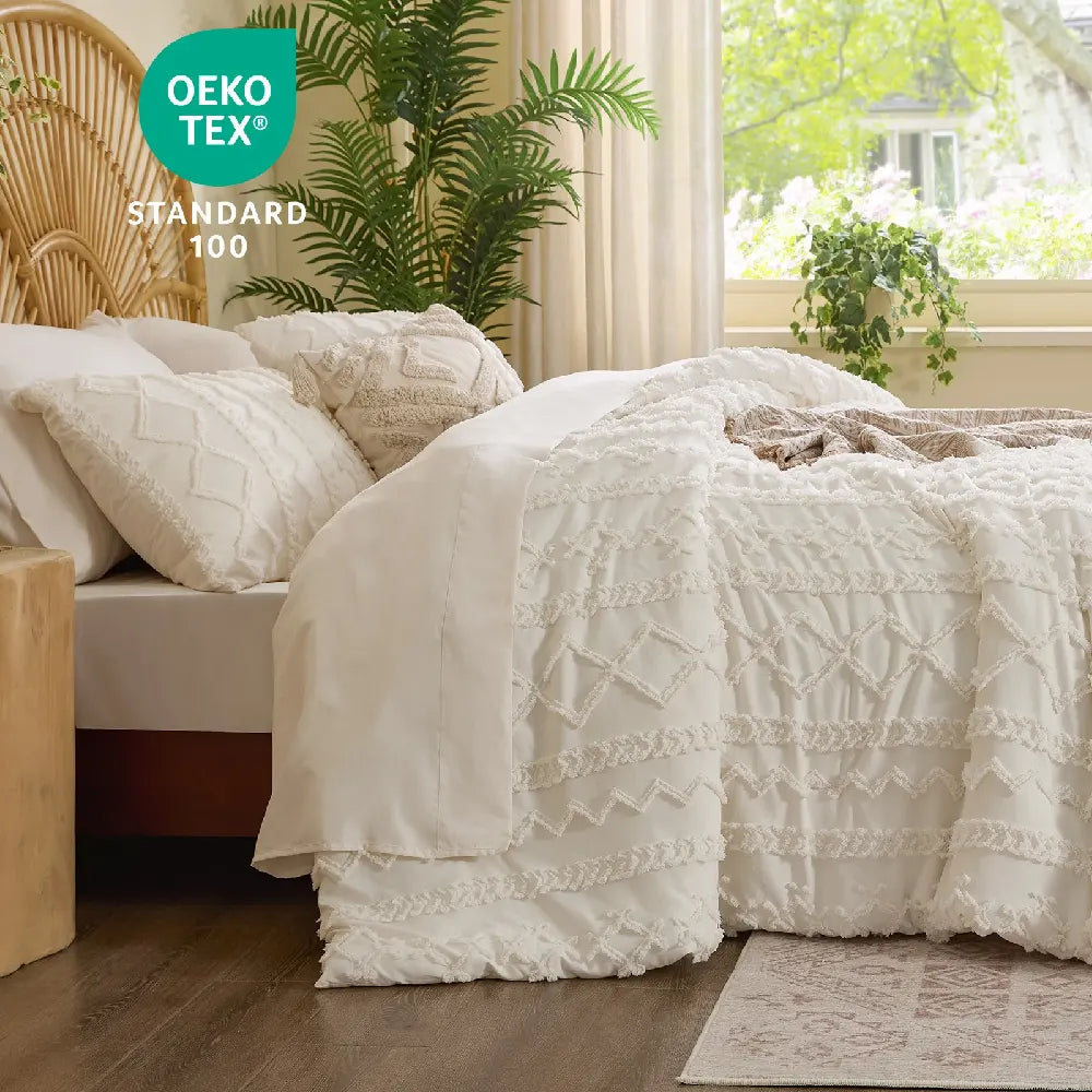 Boho Tufted Comforter Set – 7-Piece Farmhouse Embroidery Bedding