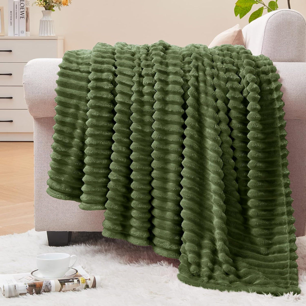 Textured Ribbed Jacquard Fleece Throw Blanket – 3D Plush
