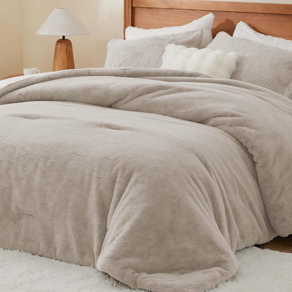 Luxe Flannel Faux Fur Comforter Set – Thick Winter Bedding