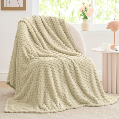 Textured Ribbed Jacquard Fleece Throw Blanket – 3D Plush All-Season