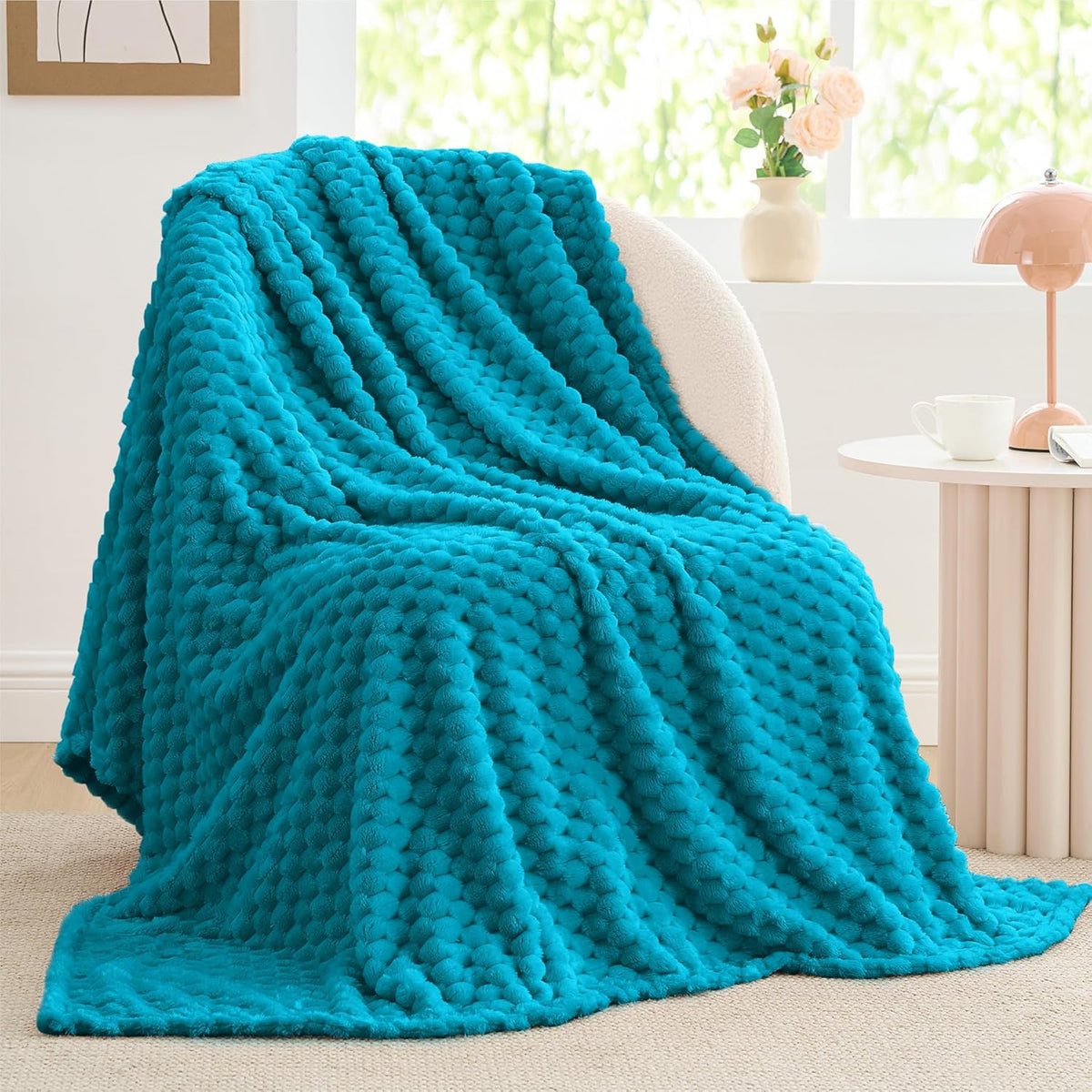 Textured Ribbed Jacquard Fleece Throw Blanket – 3D Plush All-Season