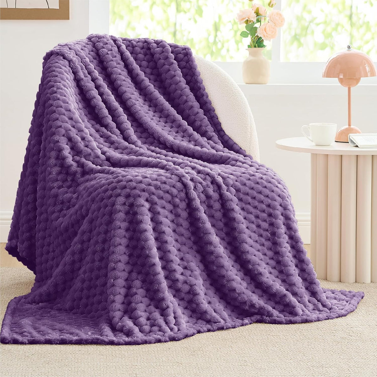 Textured Ribbed Jacquard Fleece Throw Blanket – 3D Plush All-Season