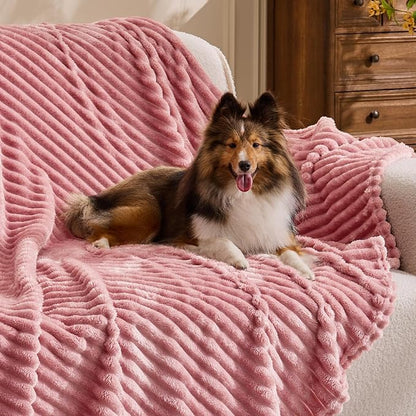 Textured Ribbed Jacquard Fleece Throw Blanket – 3D Plush
