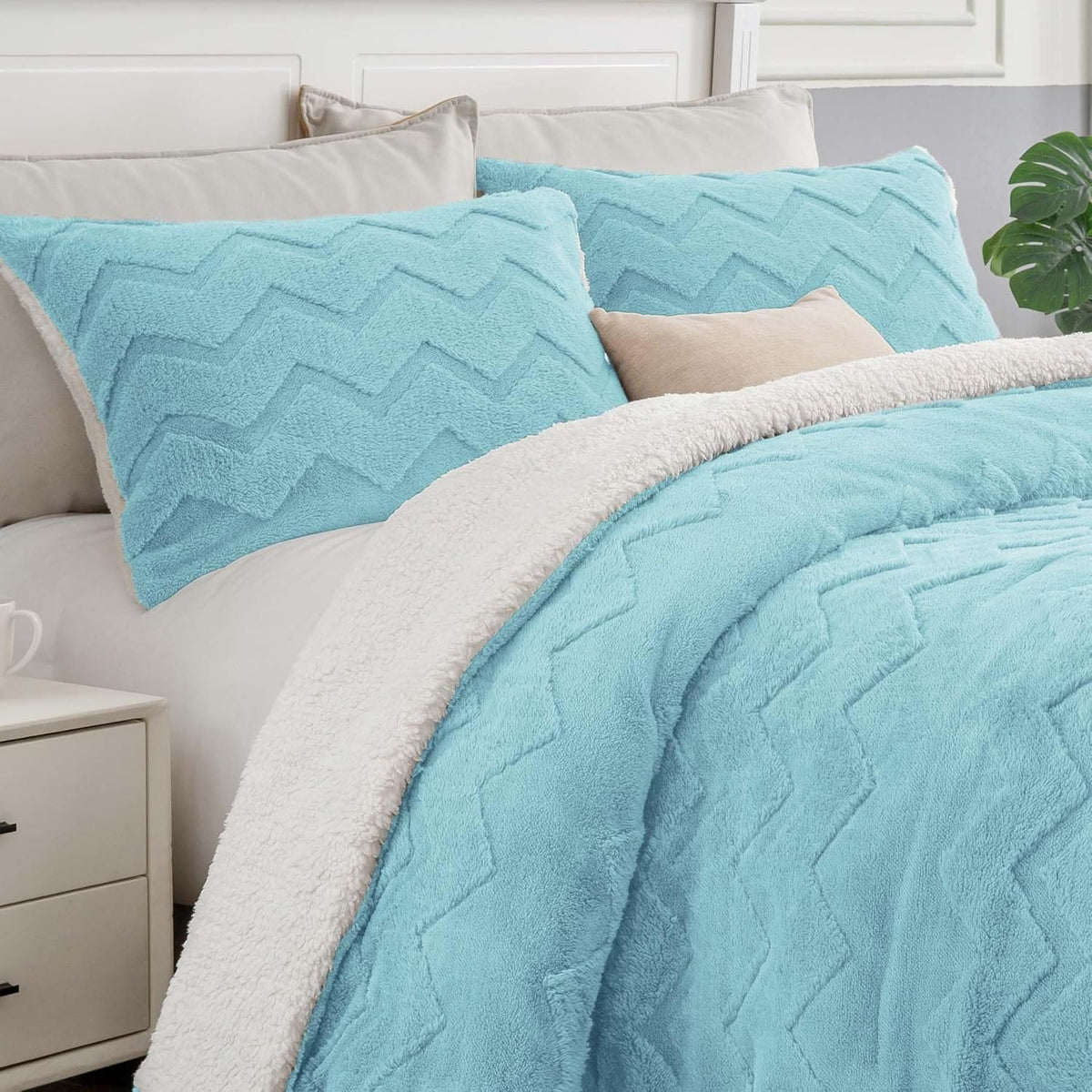 Luxe Flannel Sherpa Comforter Set – 3-Piece Winter Warmth