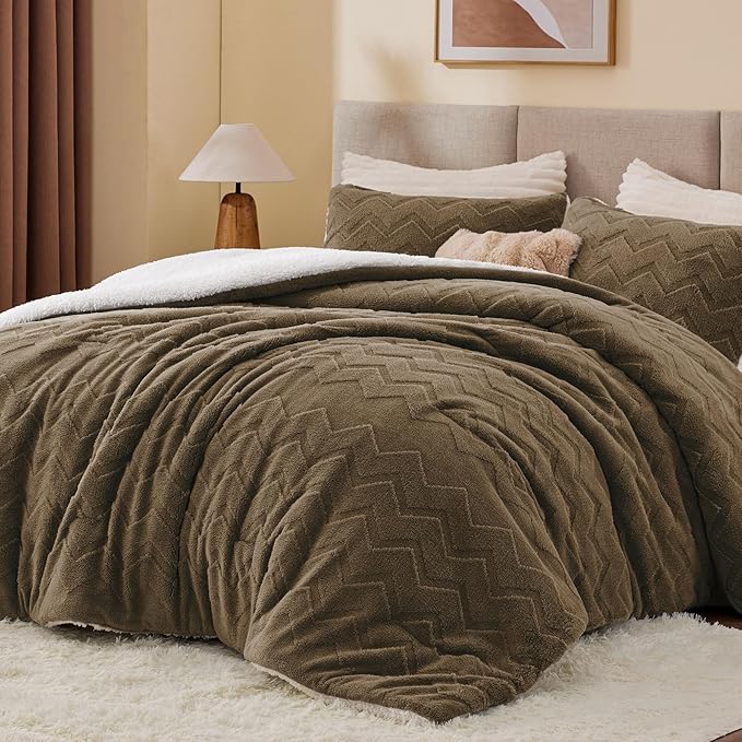 Luxe Flannel Sherpa Comforter Set – 3-Piece Winter Warmth
