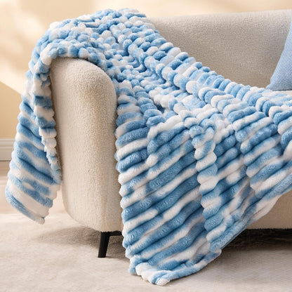 Textured Ribbed Fleece Throw Blanket – 300GSM Striped Plush