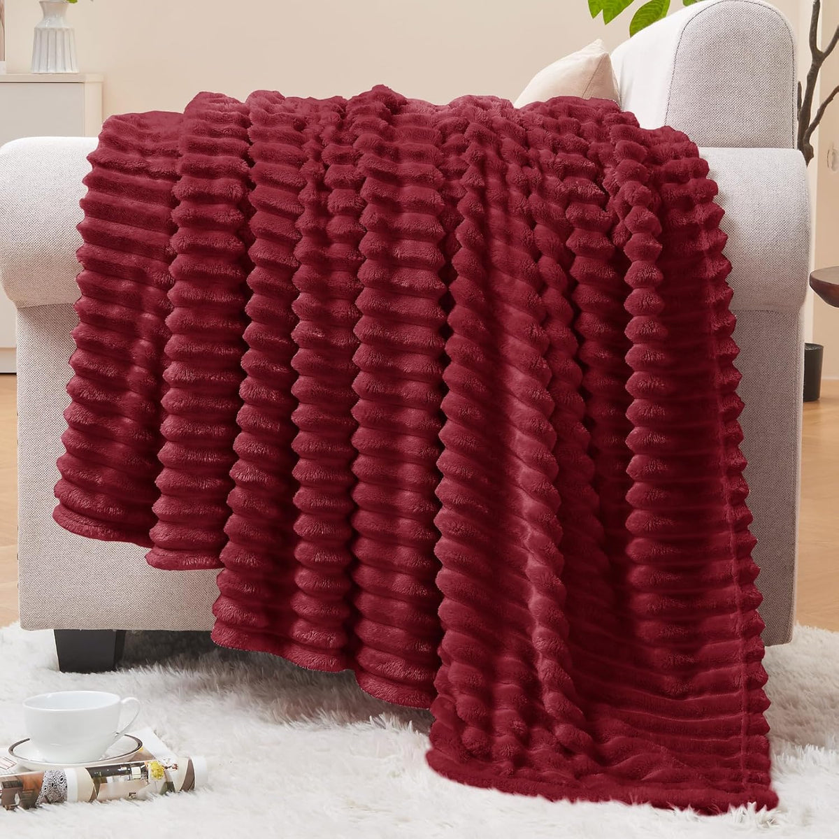 Textured Ribbed Jacquard Fleece Throw Blanket – 3D Plush