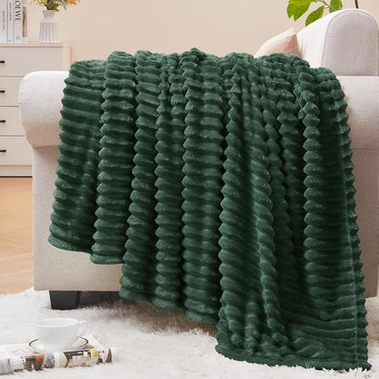 Textured Ribbed Jacquard Fleece Throw Blanket – 3D Plush