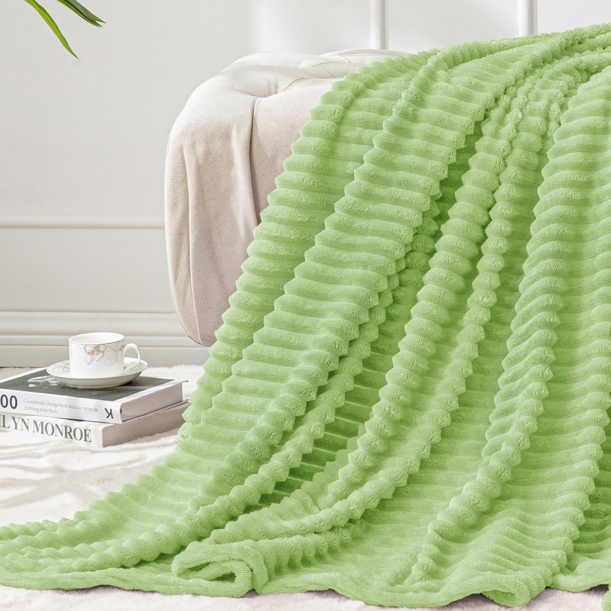 Textured Ribbed Jacquard Fleece Throw Blanket – 3D Plush