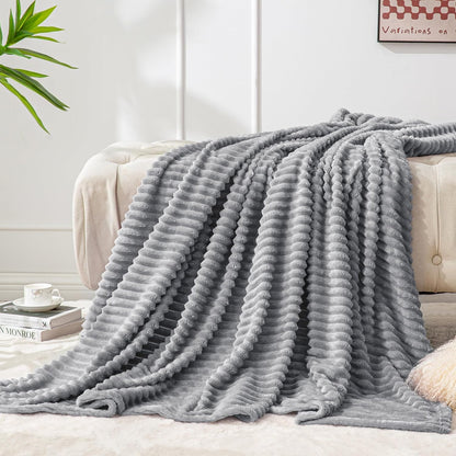 Textured Ribbed Jacquard Fleece Throw Blanket – 3D Plush