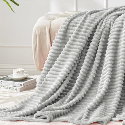 Textured Ribbed Jacquard Fleece Throw Blanket – 3D Plush