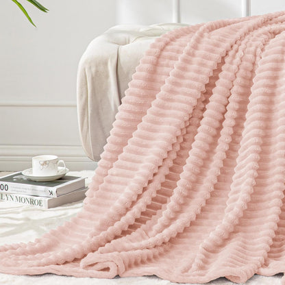 Textured Ribbed Jacquard Fleece Throw Blanket – 3D Plush