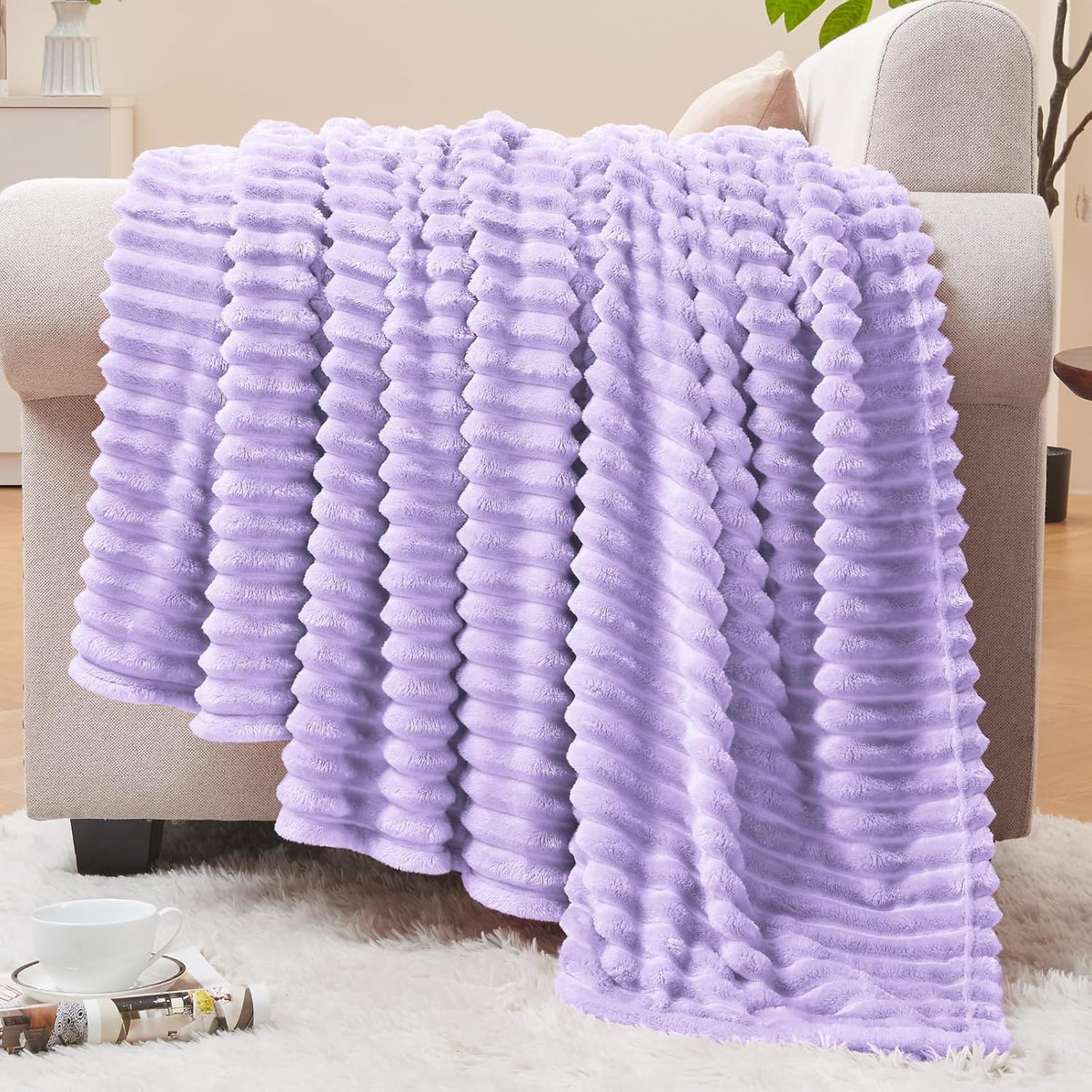 Textured Ribbed Jacquard Fleece Throw Blanket – 3D Plush
