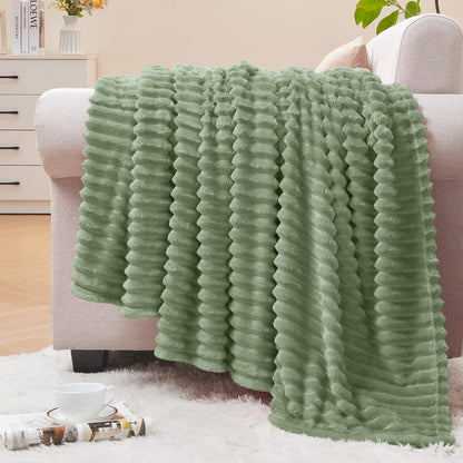 Textured Ribbed Jacquard Fleece Throw Blanket – 3D Plush