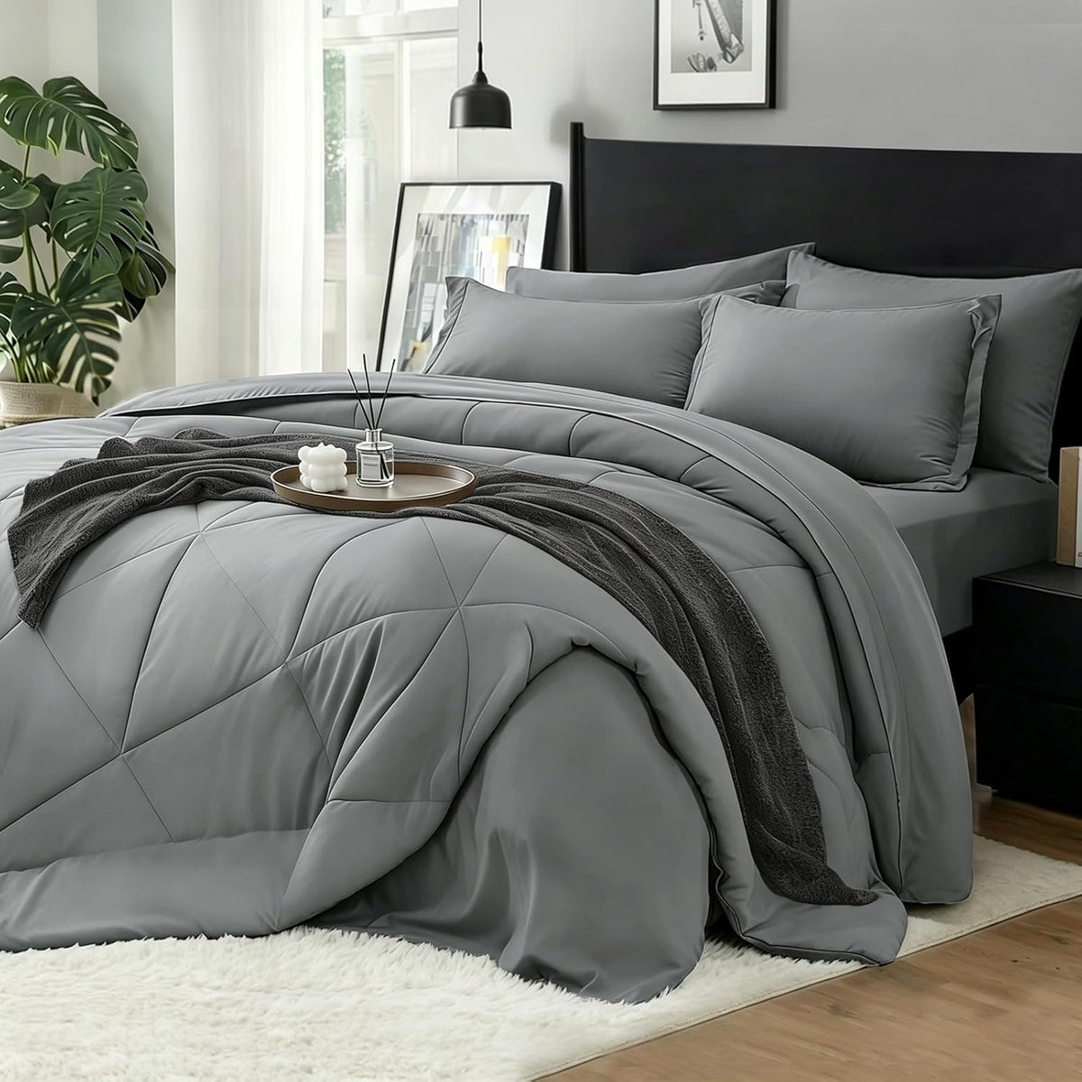Luxe Reversible Comforter Set – 7-Piece All-Season Bedding with Sheets