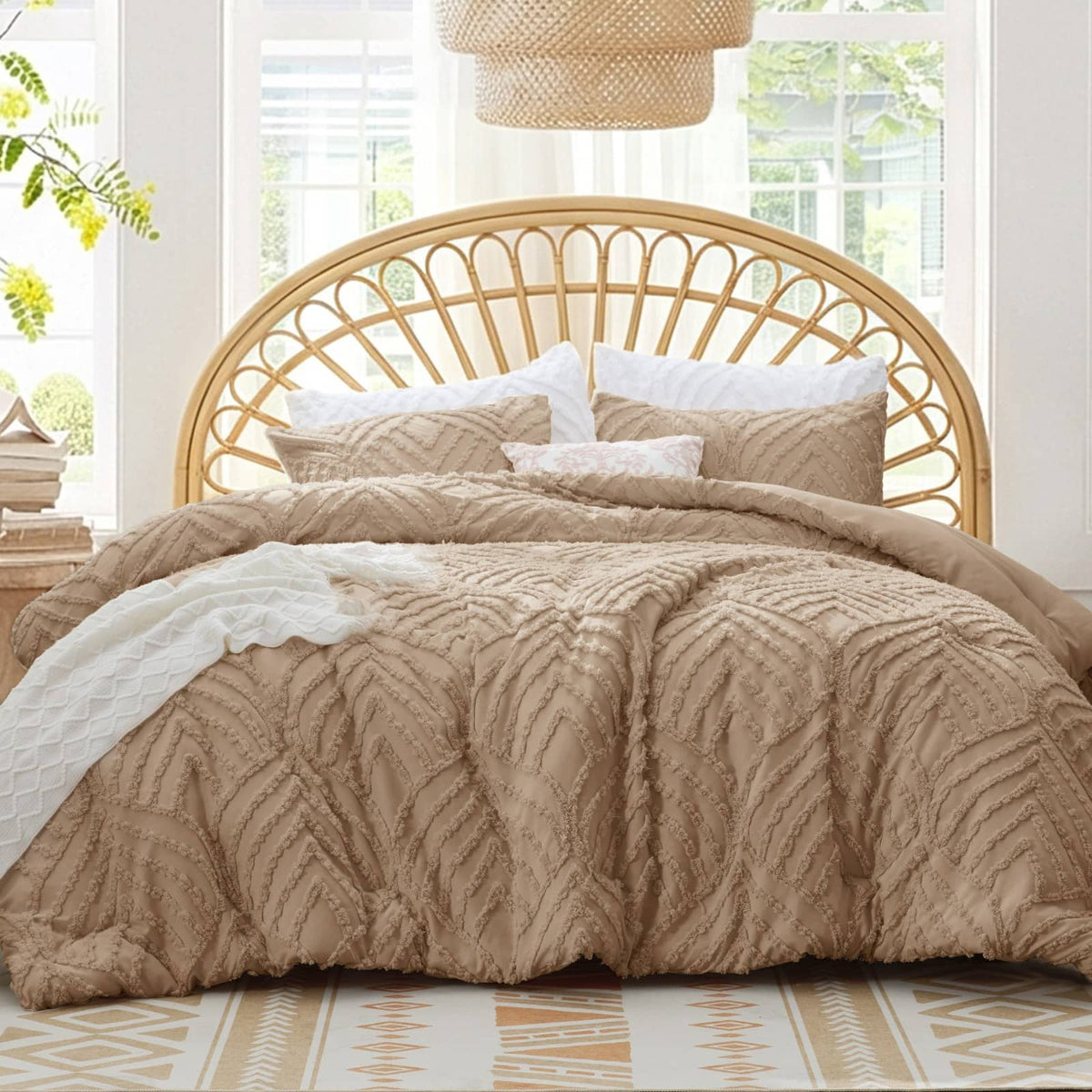 Boho Tufted Jacquard Comforter Set – 3-Piece Lightweight