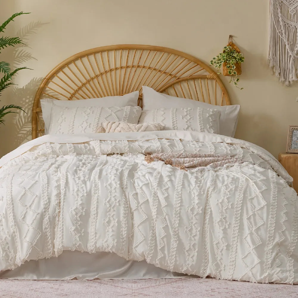 Boho Tufted Comforter Set – 7-Piece Farmhouse Embroidery Bedding