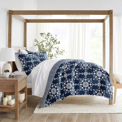 Daisy Medallion Reversible Down-Alternative Comforter Set