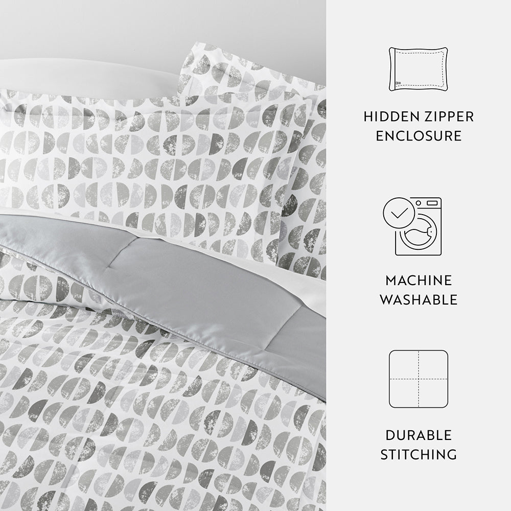Moonlight Stars Reversible Down-Alternative Comforter Set