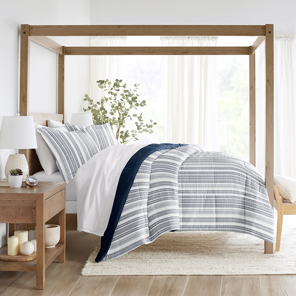 Farmhouse Dreams Reversible Down-Alternative Comforter Set